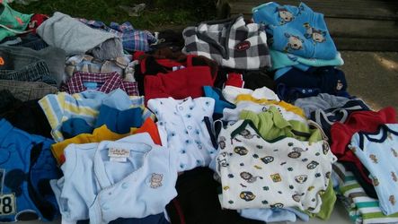 Baby cloths 3 to 12 months