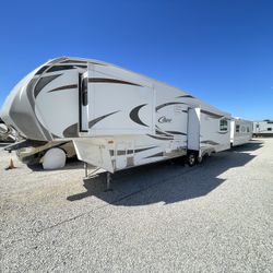 2012 Keystone Cougar Fifth Wheel 