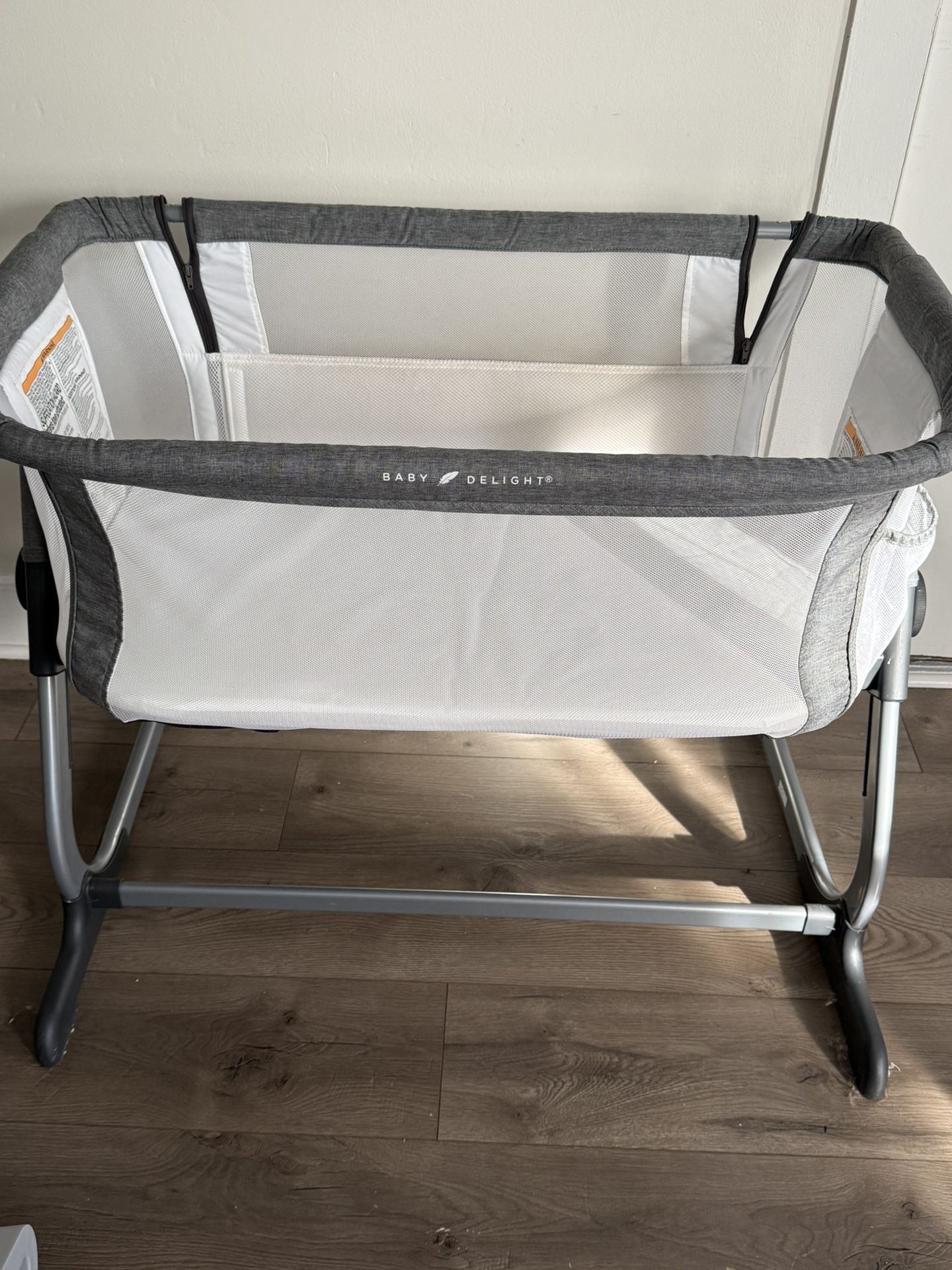 Baby Delight Bedside Bassinet