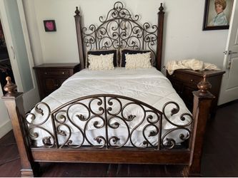 Queen bedroom set