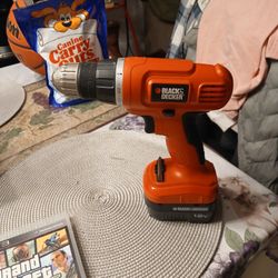 Black & Decker 12 Volt Cordless Drill & Battery 
