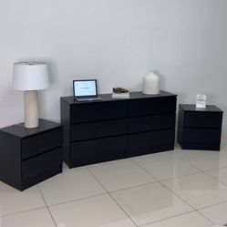 DRESSER AND TWO NIGHTSTANDS  ( CÓMODA Y DOS MESITAS DE NOCHE)