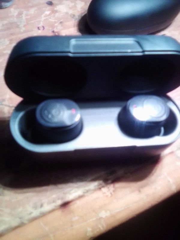 Skullcandy Wireless Headphones