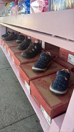 Kids sandals