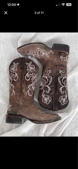 size 7M, mid-calf SHYANNE WOMEN'S LASY WESTERN BOOTS BROAD SQUARE TOE