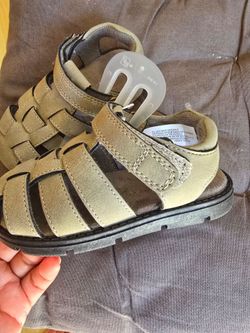Toddler Sandals! Size 7. Brand new