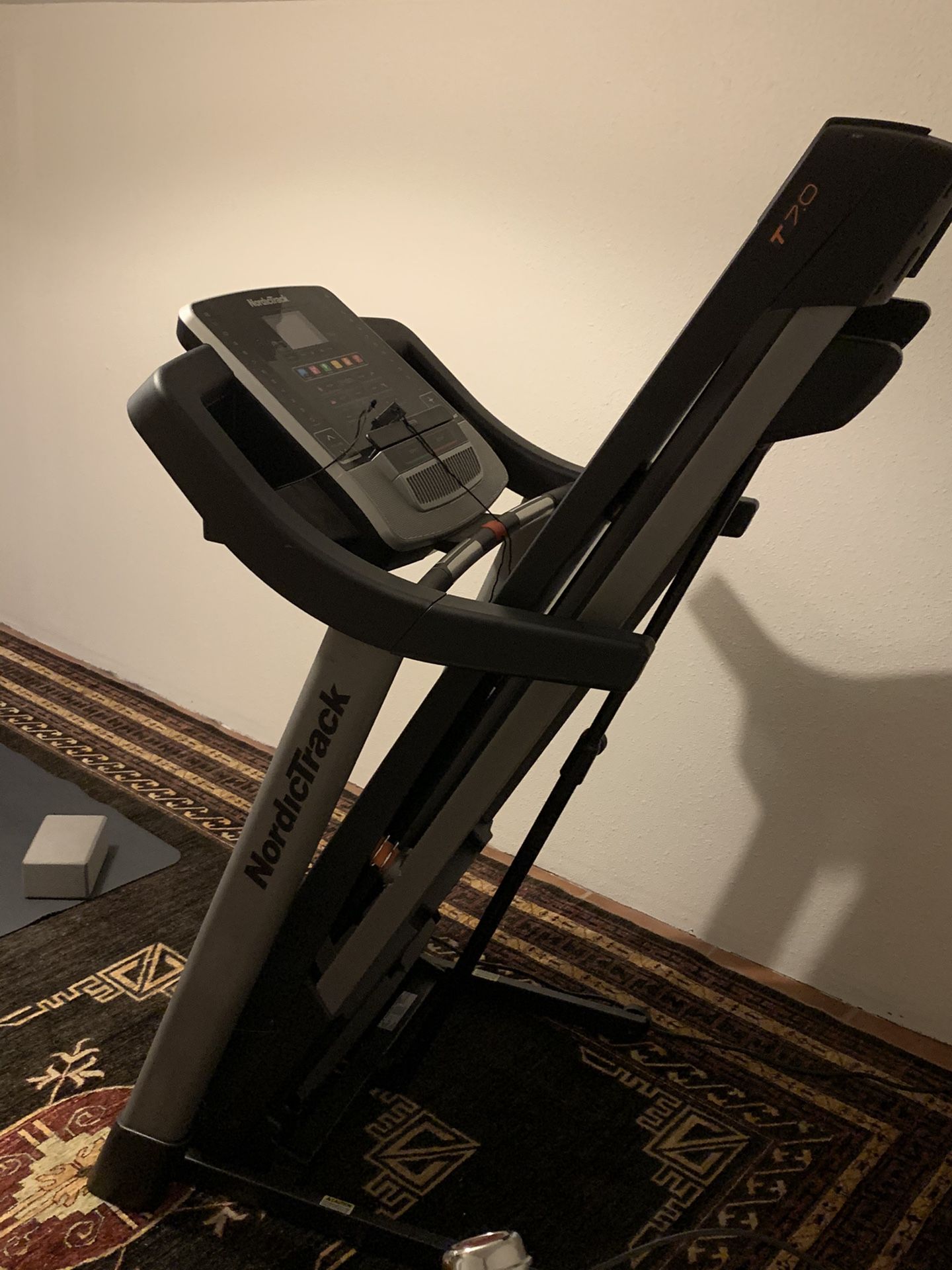 NordicTrack T7.0 Treadmill for Sale in Seattle, WA OfferUp