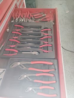 Mac pliers