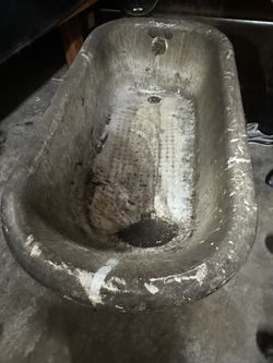 Cast Iron Bathtubs
