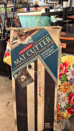 Mat cutter