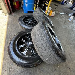 Ram Tires Set 20” 