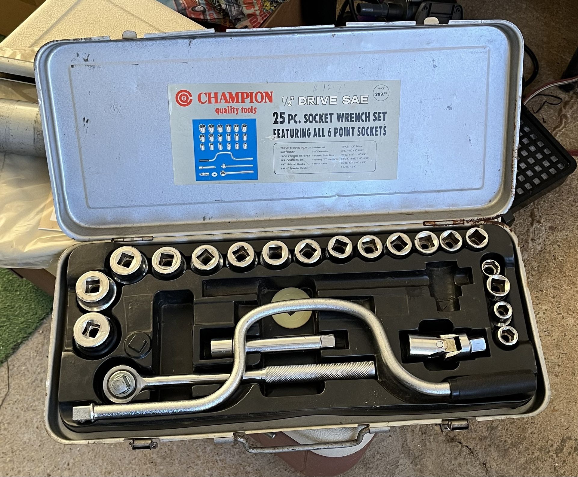 Vintage Champion 25-pc Socket Wrench Set 1/2” Drive SAE Missing One Piece