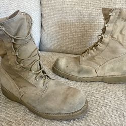 Men’s Military Combat Boots VIBRAM Size 11W