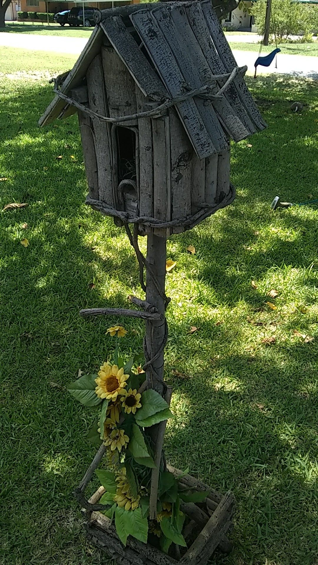 Bird House Outdoor Decoration