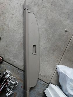 Grand Cherokee Rear Trunk Shade Cover

