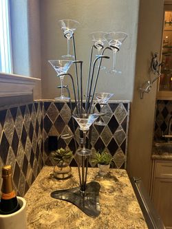 Elegant Glass Margarita/Martini Stand