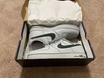 Nike Air Force 1 (men’s 10.5) (grey)