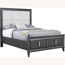 Arazia Upholstered Platform Storage King Bedroom Set