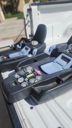 Peg-perego base