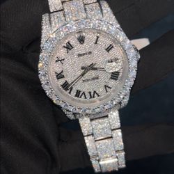💎 Iced Out Luxury Watch – Diamond Tested