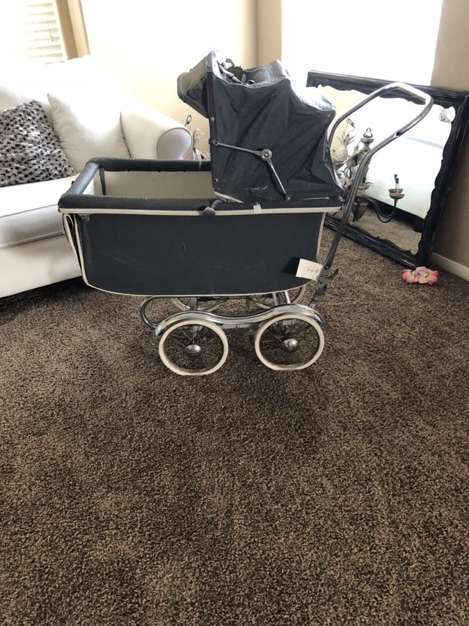 1960s Vintage Stroll-O-Chair Baby Stroller