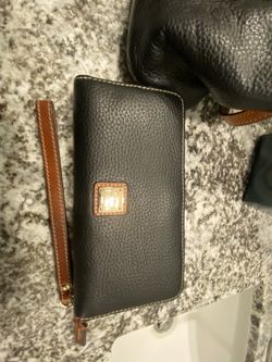 Dooney & Bourse Black Wallet