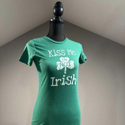 XS Kiss Me I’m Not Irish Shirt