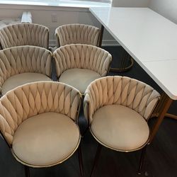 Rectangular Dining Room Table & Chairs 