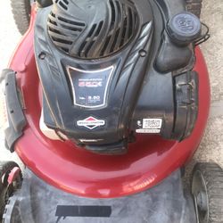 Brigstratton Push Mower  Running Firs Pull Perfectly  Working Condition Tested Before Buy It 5.50ex.  120$$ Cash Only 