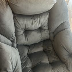 Swivel Chair 