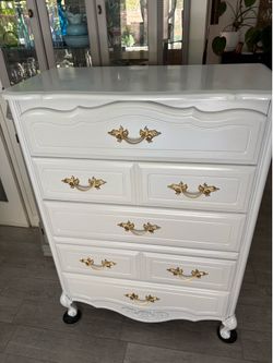 TALLBOY Dresser