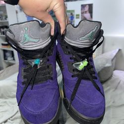 🔥🔥Jordan 5 Retro Alternate Grape🍇 