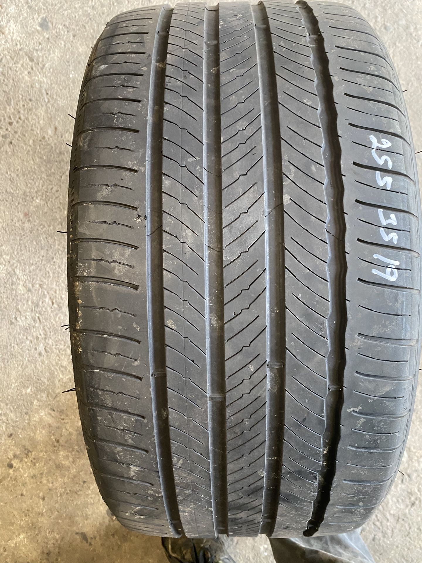 One Tire 255 35 19
