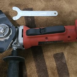 Milwaukee Grinder 