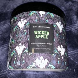 Wicked Apple Candle From Bath & Body Works 