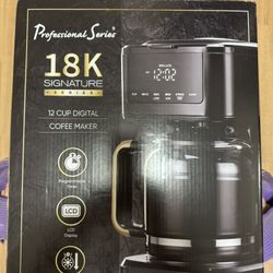 Professional Series 18 K Signature 12 Cup Digital Coffee Maker 