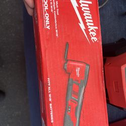 New Milwaukee M18 Multi Tool 