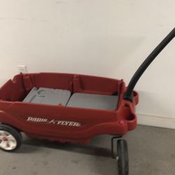 RADIO FLYER