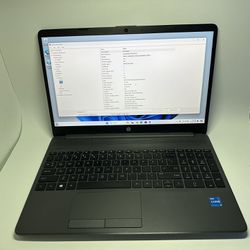 HP 250 G8 Notebook 15.6" i5-1135G7 16GB 256GB Windows 11