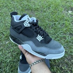 Jordan 4 
