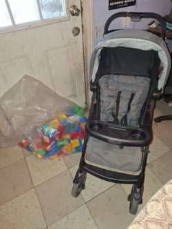 Graco stroller and Large bag of starter Legos