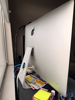 Apple iMac All-in-One Desktop Computer