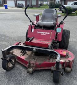 COMMERCIAL 2304MT 60in Zero Turn 