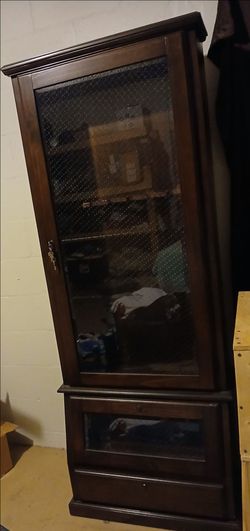 Gun cabinet