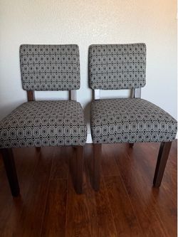 2 Chairs