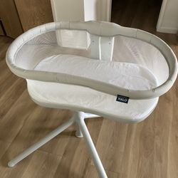 Halo Bassinet Swivel Sleeper