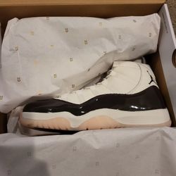 Jordan 11 Neapolitan W Sz 11.5