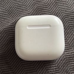 AirPods 4