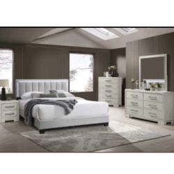 4- Pc Bedroom set Dresser,Mirror  Nightstand (1) Queen size bed frame  Not including Mattress and Box Sp