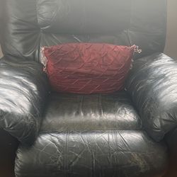 FREE - Leather Recliner Works Great